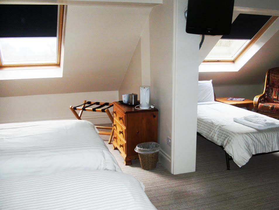 The Yeovil Court Hotel ภายนอก รูปภาพ